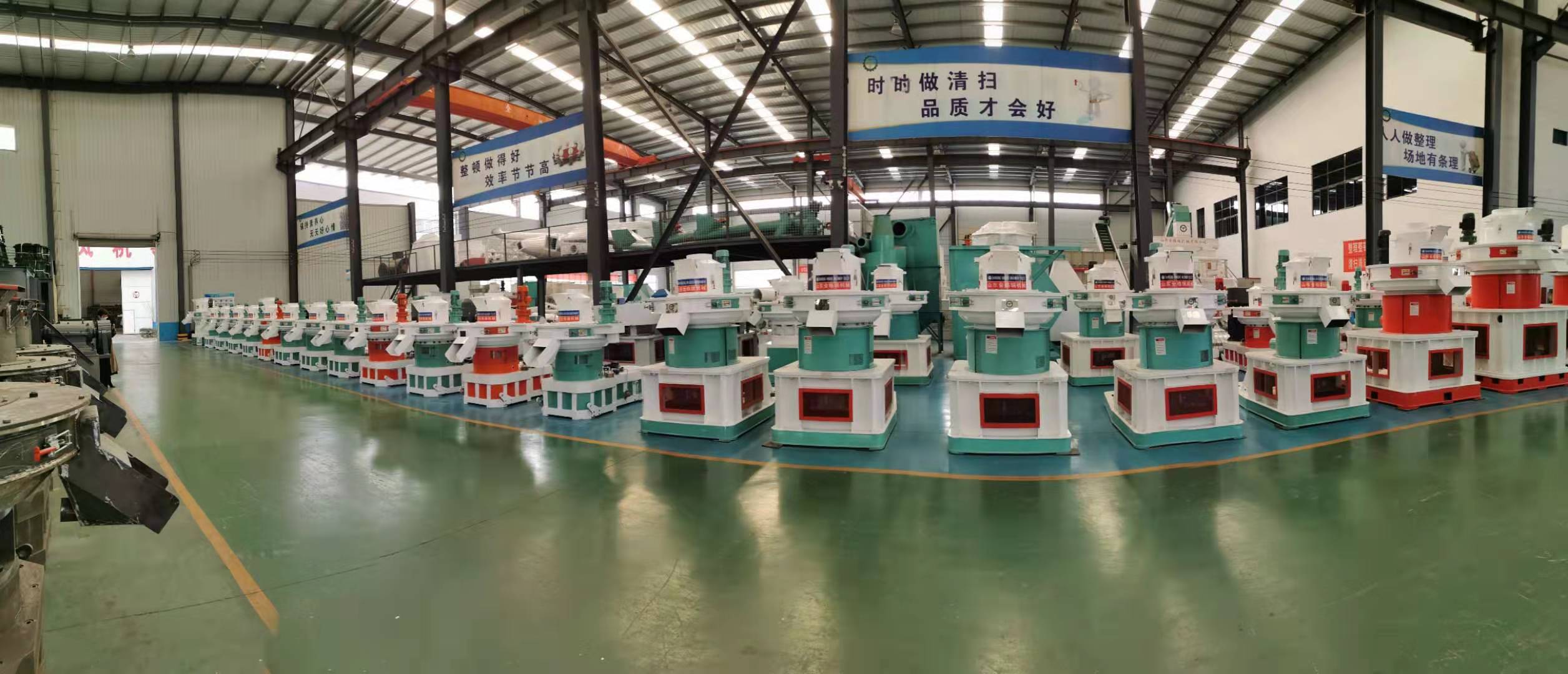 秸稈顆粒機(jī)展示圖 秸稈顆粒機(jī)展示圖