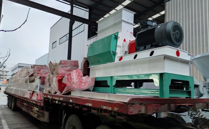 鋸末顆粒機即將發往河南鄭州.jpg 鋸末顆粒機即將發往河南鄭州.jpg