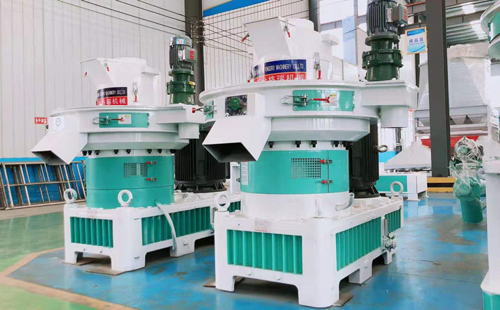 木屑顆粒機(jī).jpg 木屑顆粒機(jī).jpg